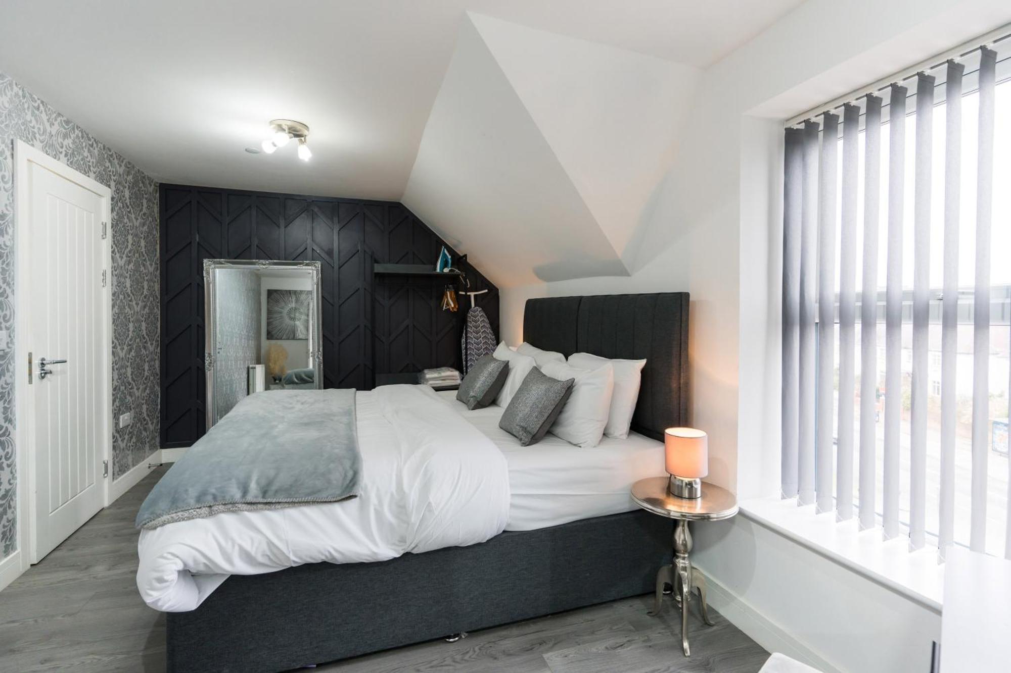 Nottage House Premier Apartments Cardiff Room photo