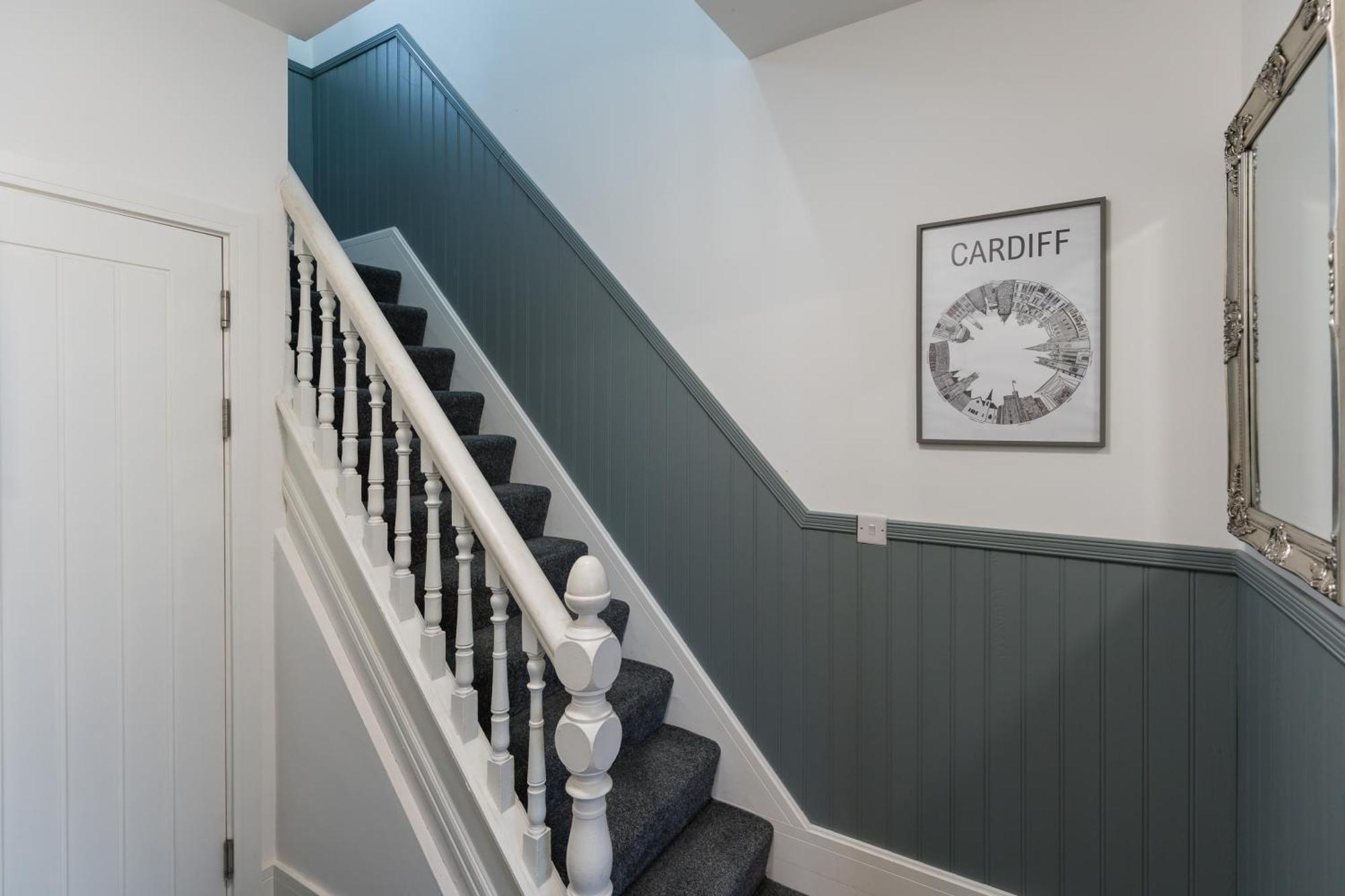 Nottage House Premier Apartments Cardiff Room photo